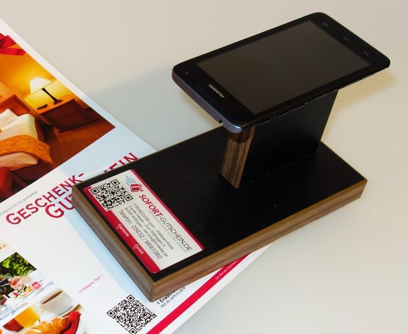 SOFORT-Gutschein Terminal mit Smartphone