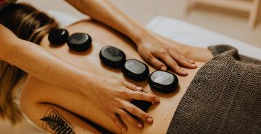 Hot Stone-Massage 40 min.
