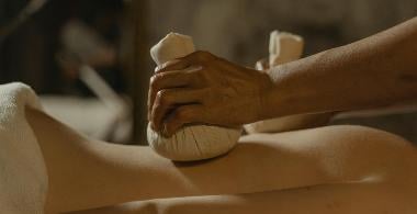 Kr&auml;uterstempel-Massage - 90 Minuten