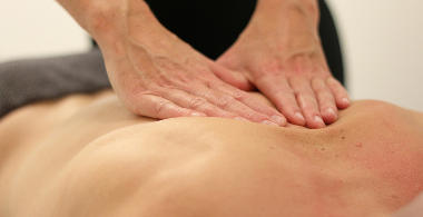 Tibetische Klopfmassage