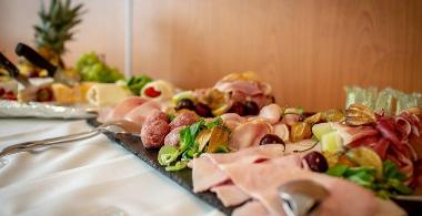 Gro&szlig;es Schlemmerfr&uuml;hst&uuml;cksbuffet