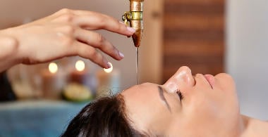 Ayurvedische Kopf- und Gesichtsmassage (40 min)