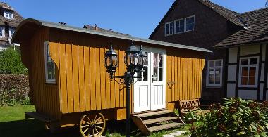 Ein Wochenende f&uuml;r 2 Personen im Zirkuswagen mit Fr&uuml;hst&uuml;ck